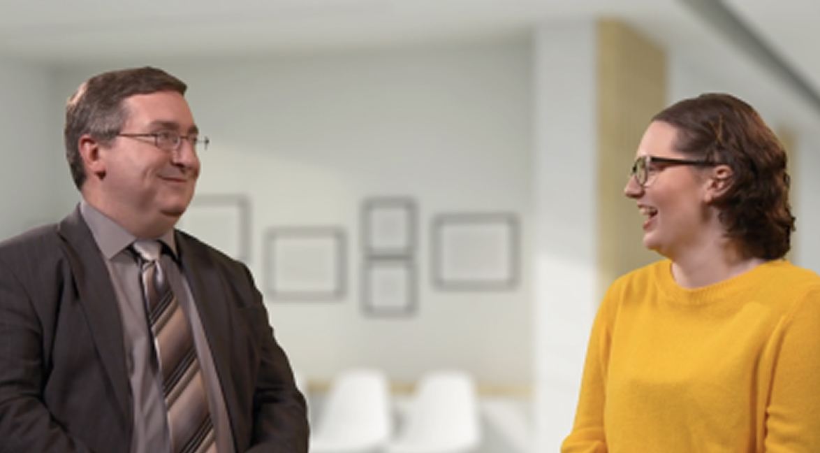 Diana, a XYWAV patient with Idiopathic Hypersomnia, is talking with a sleep specialist